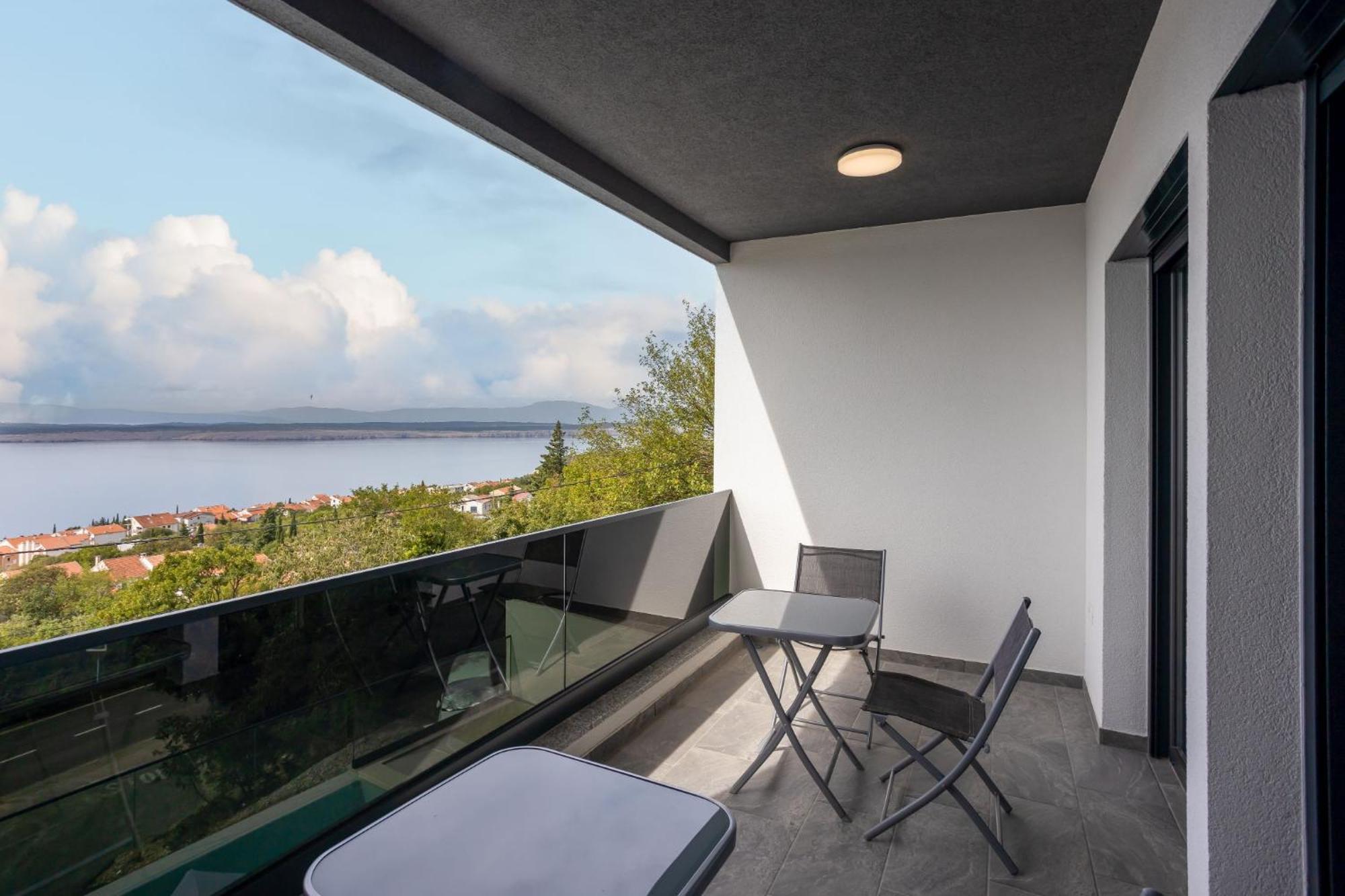 Villa Ewa & Tomi Dramalj Buitenkant foto